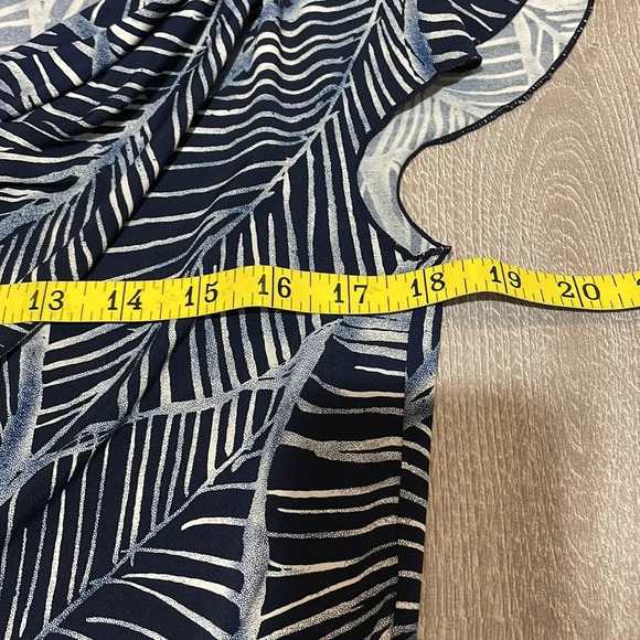 Express 2 piece skirt set leaf print L - Picture 10 of 16